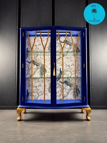 Blue gold peacock design - &,