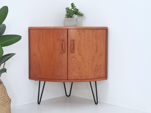 Vintage plan corner cabinet - plan,